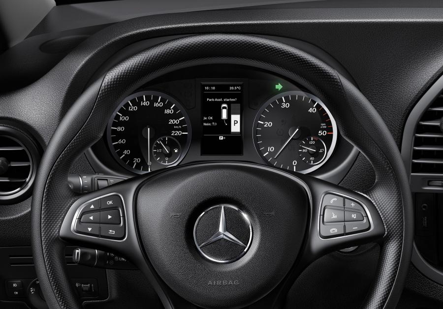  Mercedes-Benz Vito Tourer Base 2014 года  (фото 23 из 45)